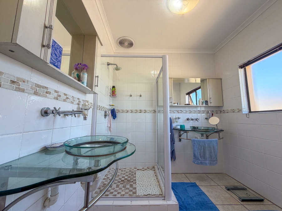 3 Bedroom Property for Sale in Country Club Western Cape